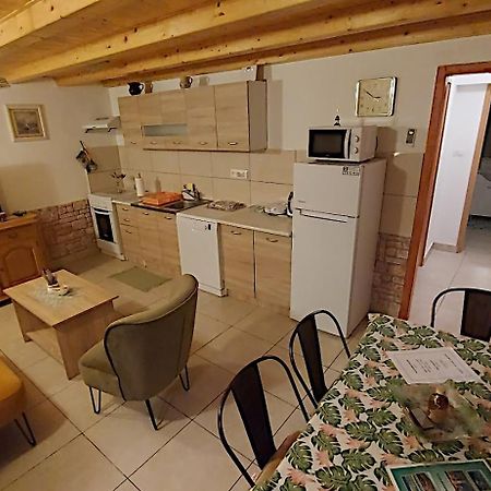 Holiday House Letizia Premantura Exterior photo